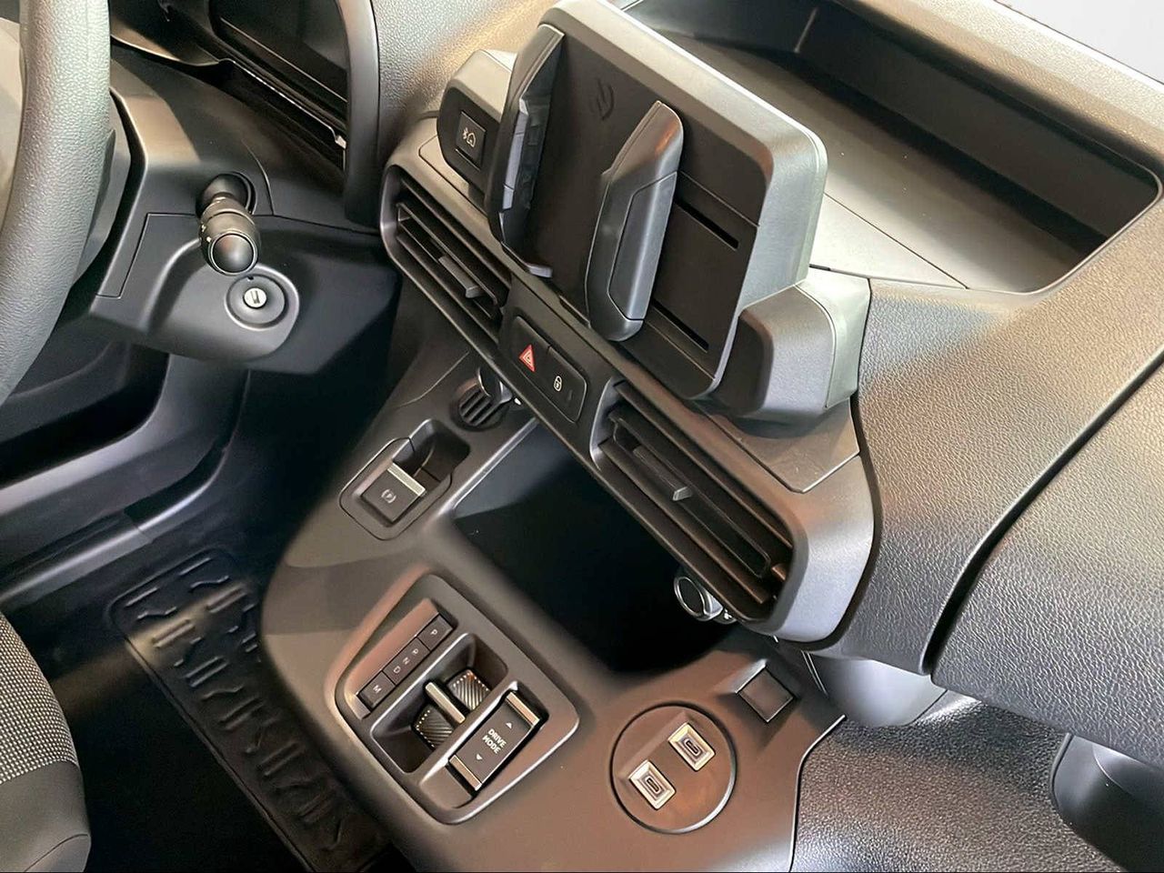 Fiat Doblò Furgón L1 BlueHDi 1.5 L 1000kg 130CV AT8 - - foto 23