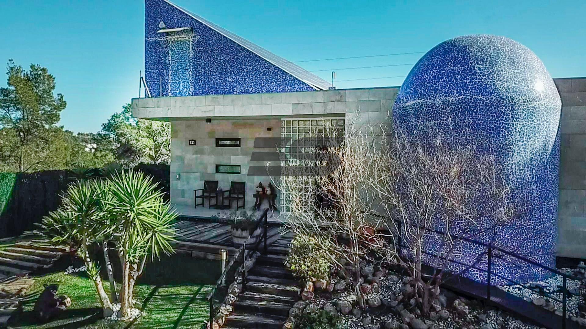 Exclusivo chalet en plena naturaleza con piscina, gran terre - foto 2