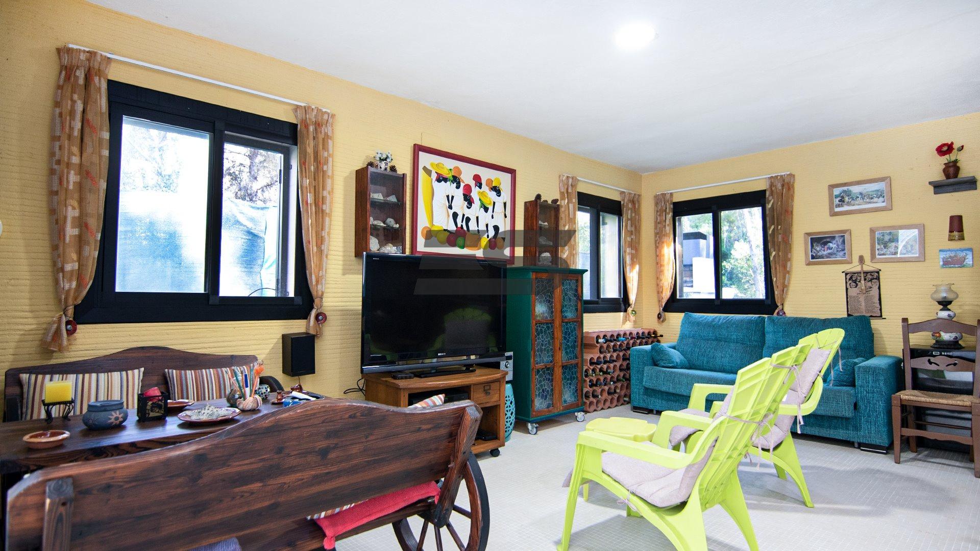 Exclusivo chalet en plena naturaleza con piscina, gran terre - foto 48