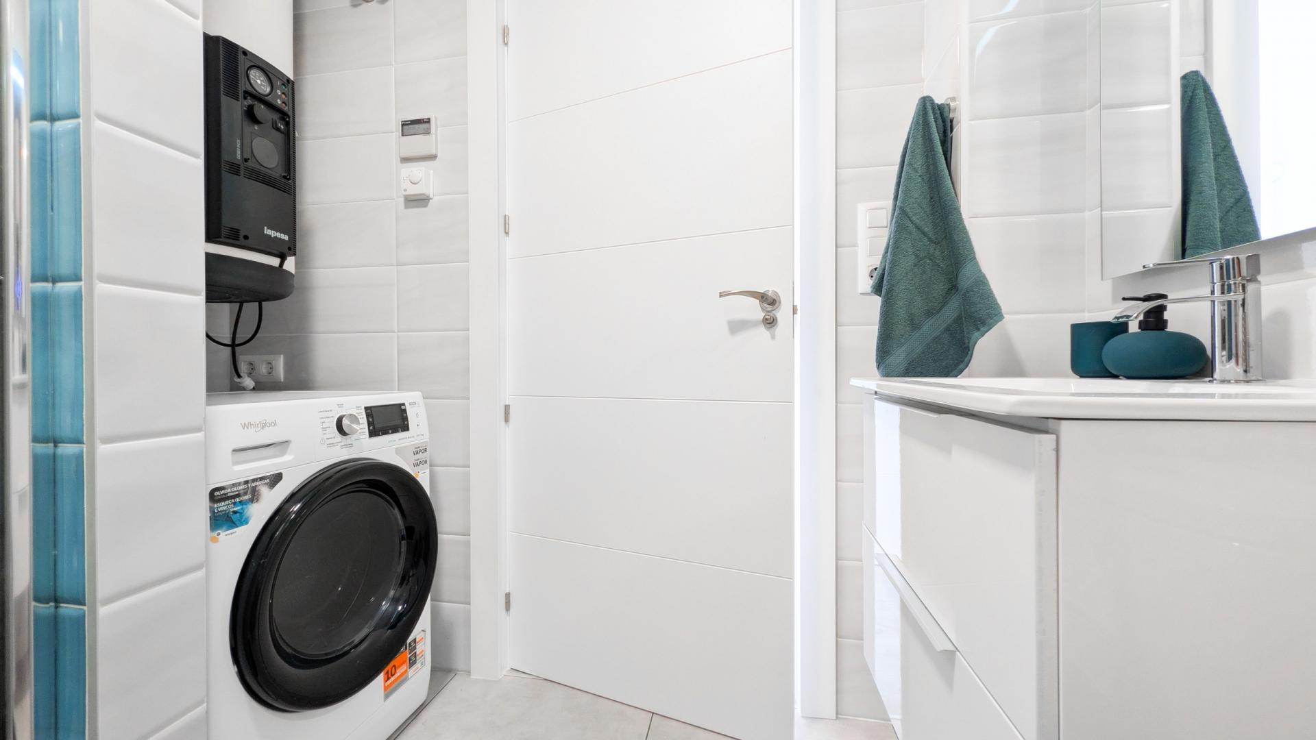 Ático dúplex con solarium privado y con vistas al mar en Los - foto 24