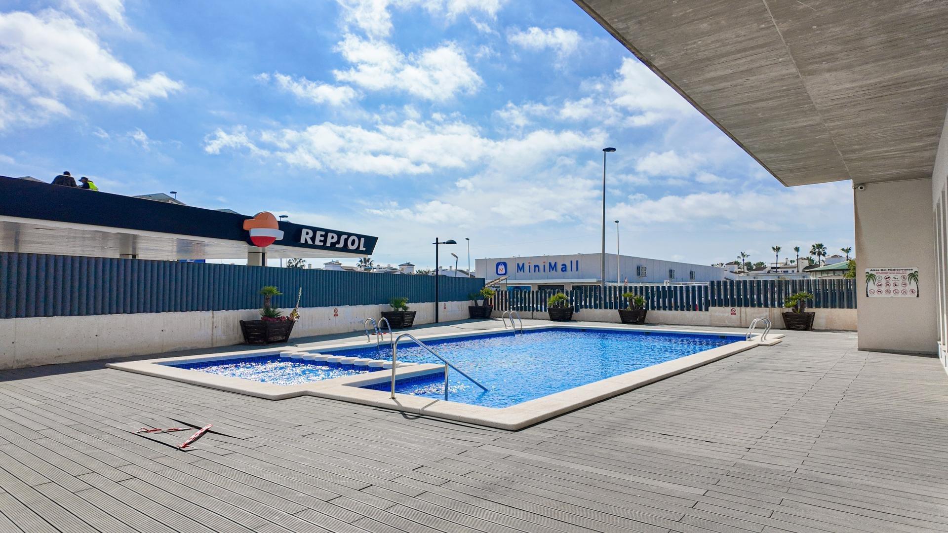 Ático dúplex con solarium privado y con vistas al mar en Los - foto 41