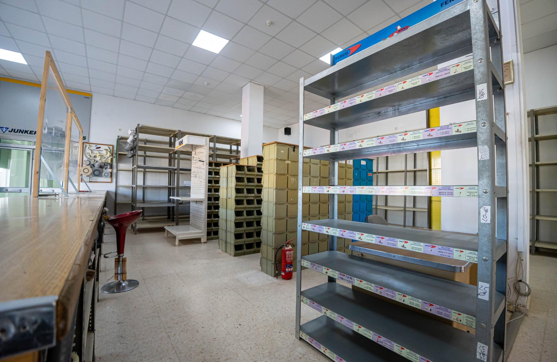 LOCAL COMERCIAL CON EXCELENTE ubicación EN ALCALA DEL RIO - foto 10