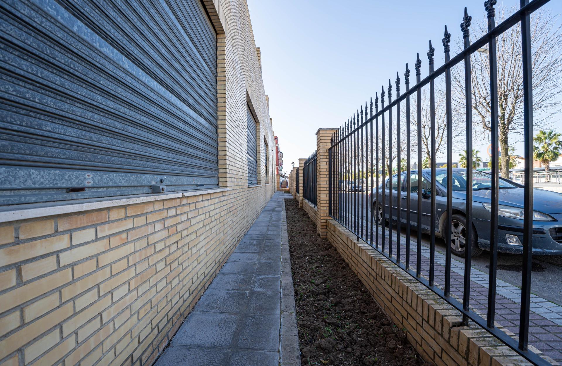 LOCAL COMERCIAL CON EXCELENTE ubicación EN ALCALA DEL RIO - foto 34