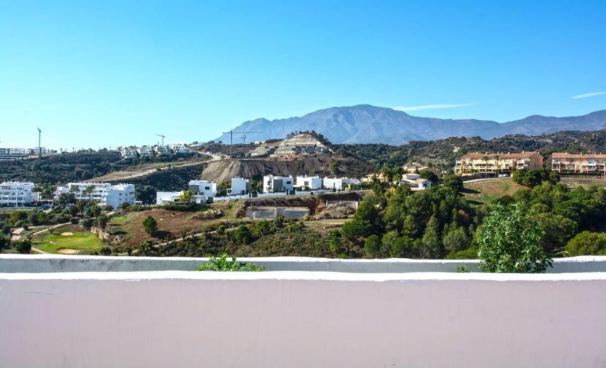 Ático con vistas panorámicas en Estepona - foto 10