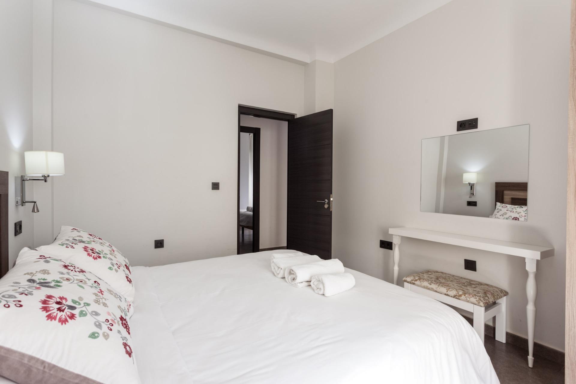 ATENCIÓN INVERSORES!!! Magnífico Edificio en pleno Centro de - foto 6