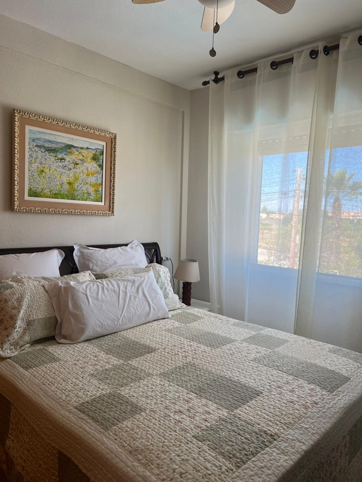 Chalet Adosado de Cuatro Dormitorios con Piscina Privada en  - foto 18