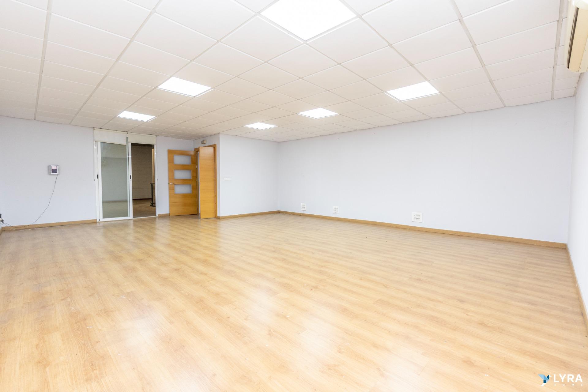 ¡Oportunidad Única! Alquiler Nave Industrial + Oficina Acond - foto 30