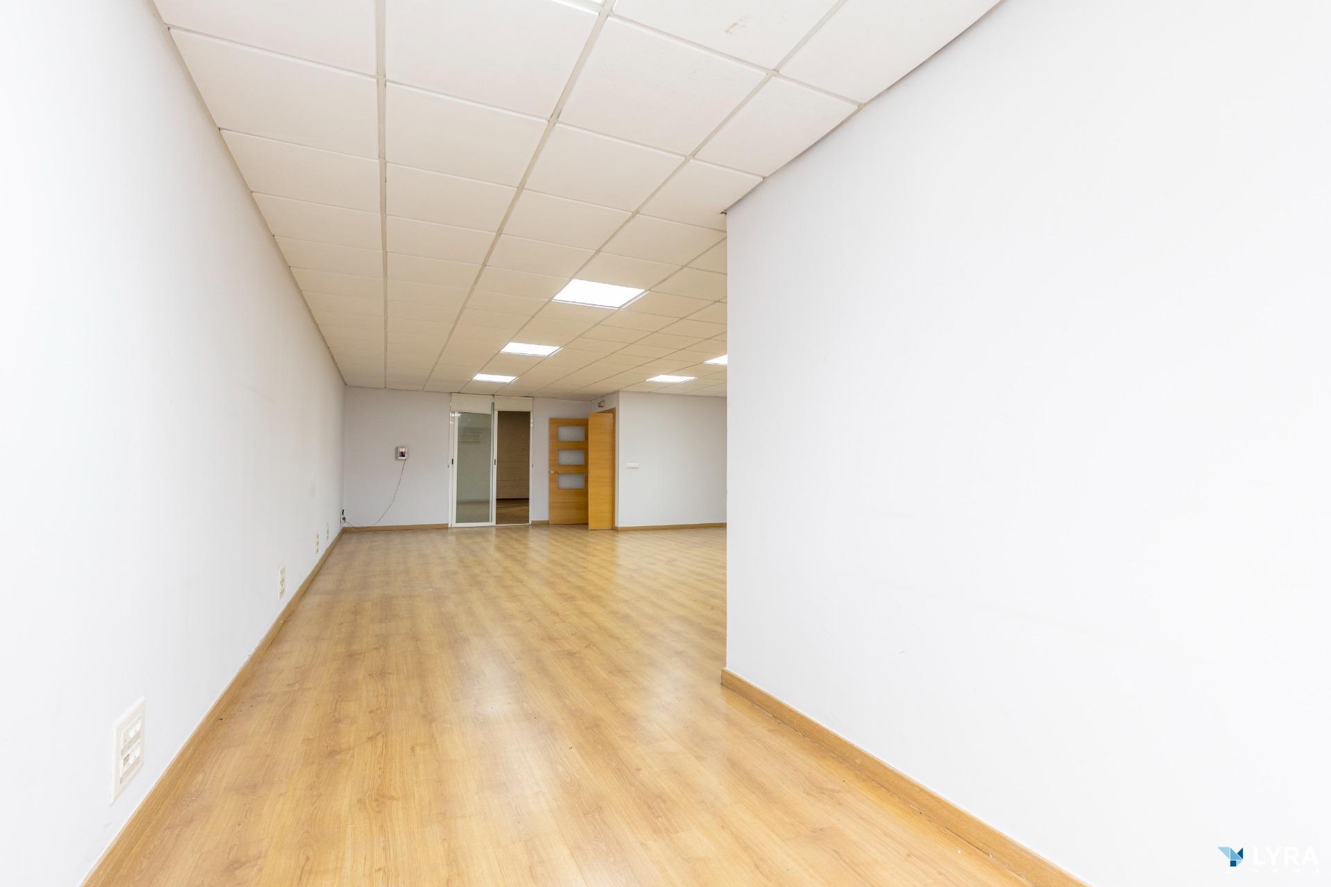 ¡Oportunidad Única! Alquiler Nave Industrial + Oficina Acond - foto 40