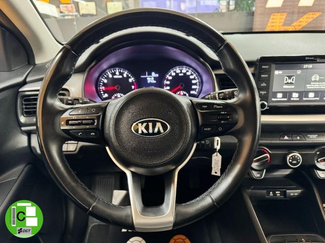KIA STONIC 1.2 CVVT CONCEPT ECO DYNAMICS 85Cv. - foto 14