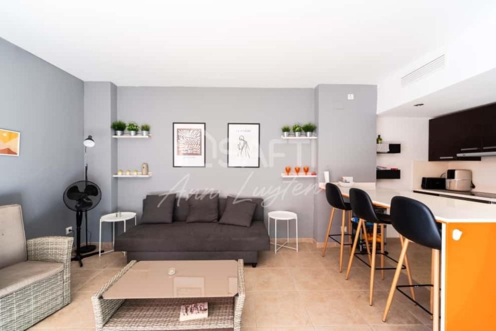 Piso con vistas piscina, parking y trastero, Roses - foto 3