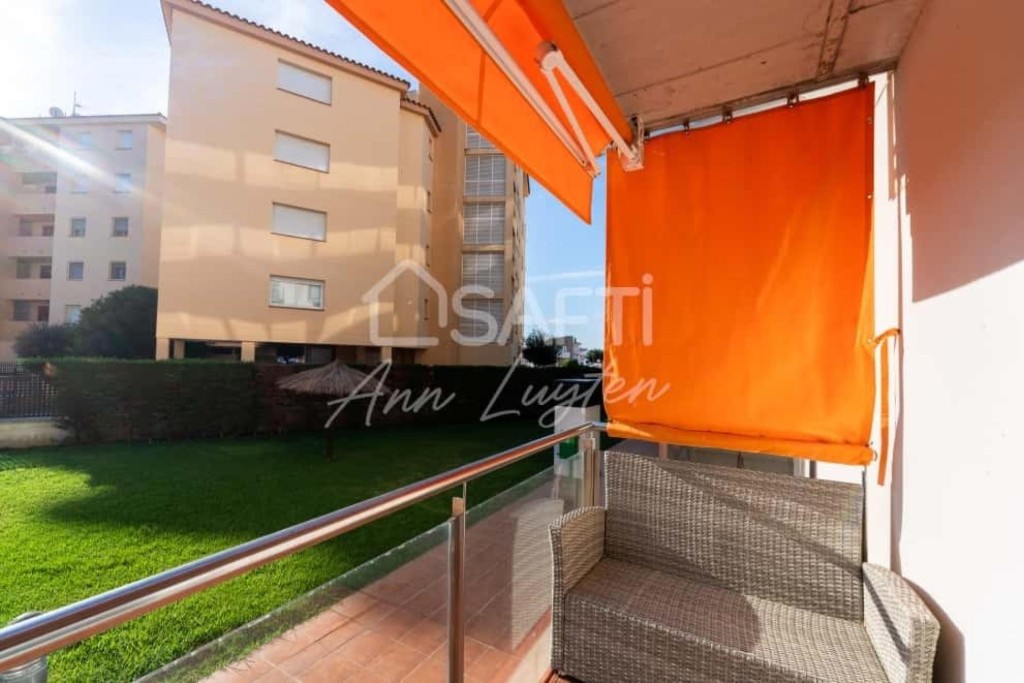 Piso con vistas piscina, parking y trastero, Roses - foto 24