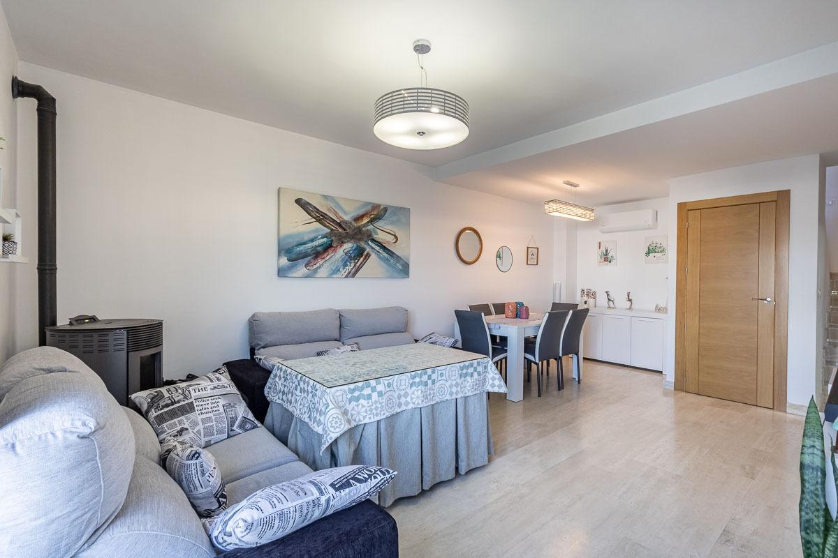 ADOSADO EN LAS GABIAS - foto 5