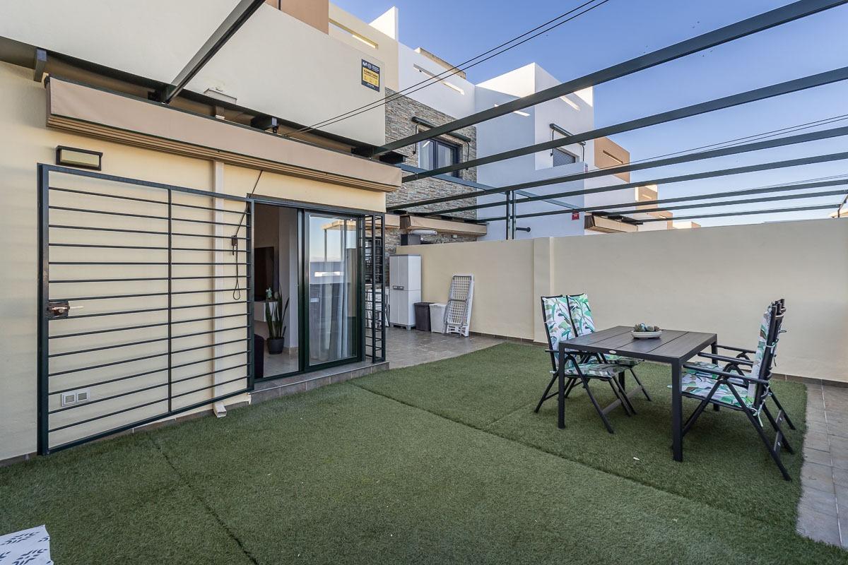 ADOSADO EN LAS GABIAS - foto 30