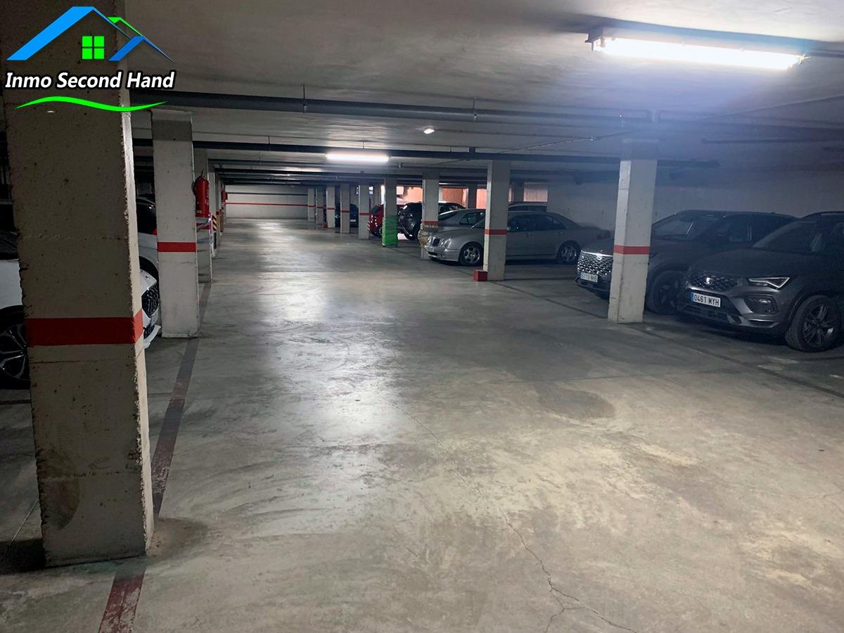 Inversión Premium en Cartagena 1089 m – Garaje Operativo con - foto 9