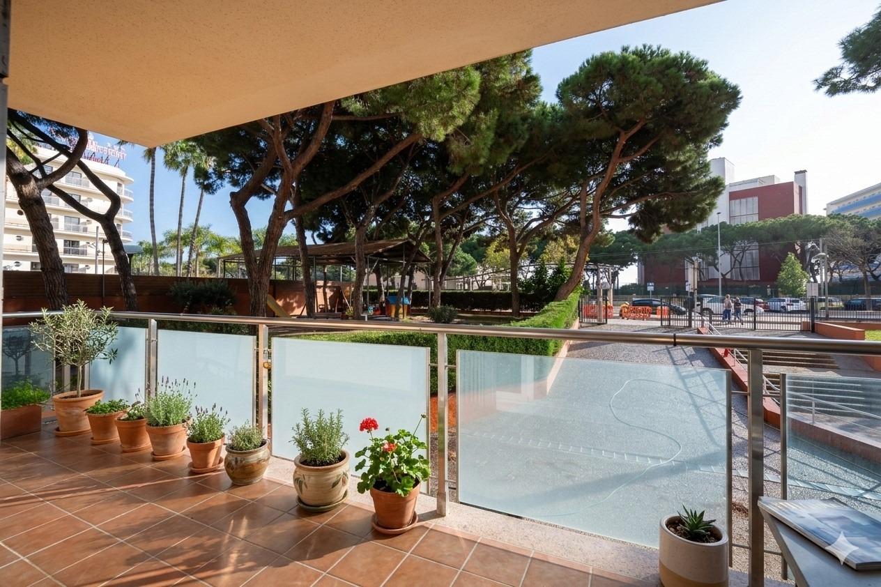 Exclusivo Refugio frente al Mar en Santa Susanna - foto 2