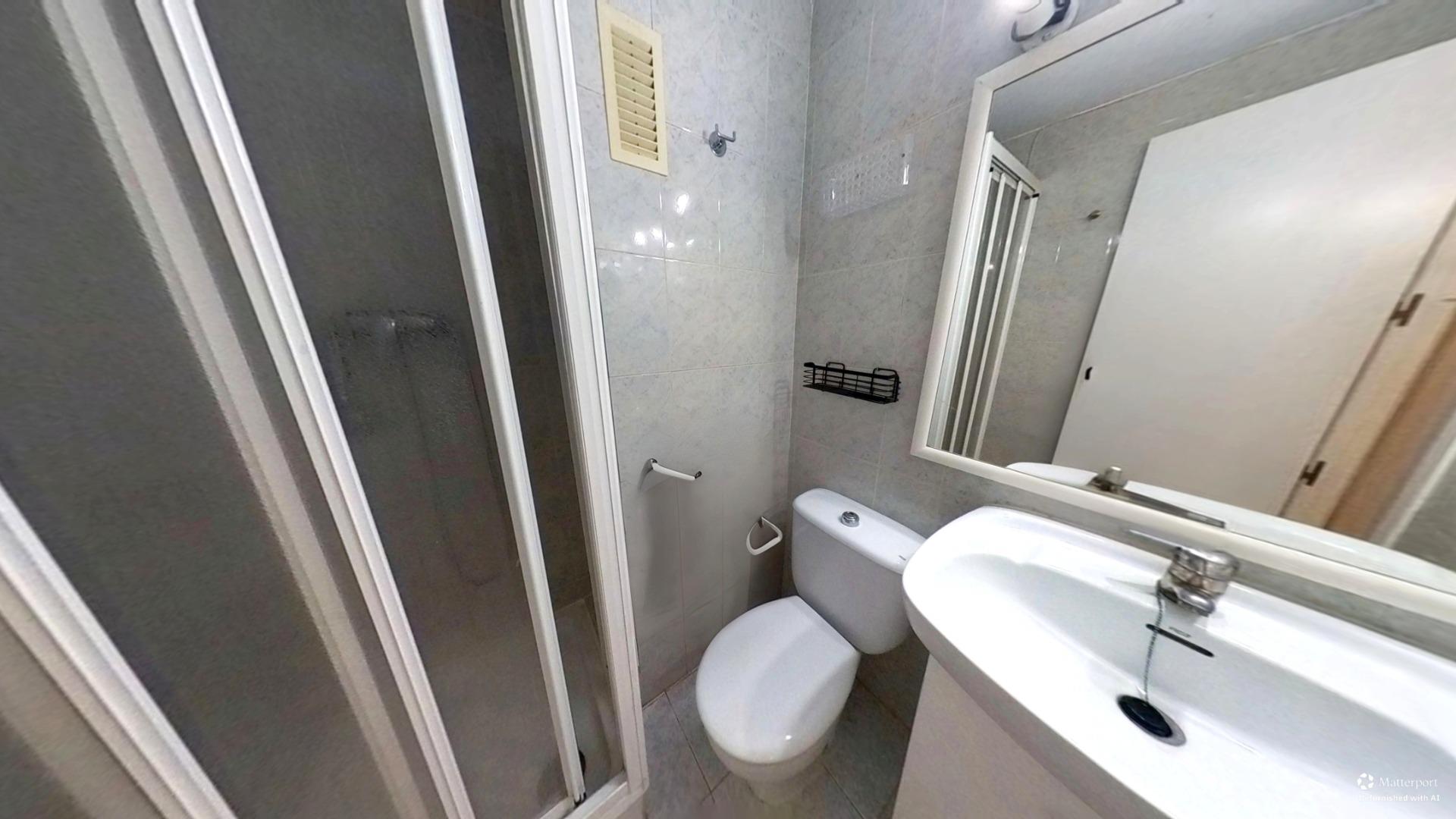 Piso en venta PATRAIX luminoso con terraza, balcón, piscina  - foto 18