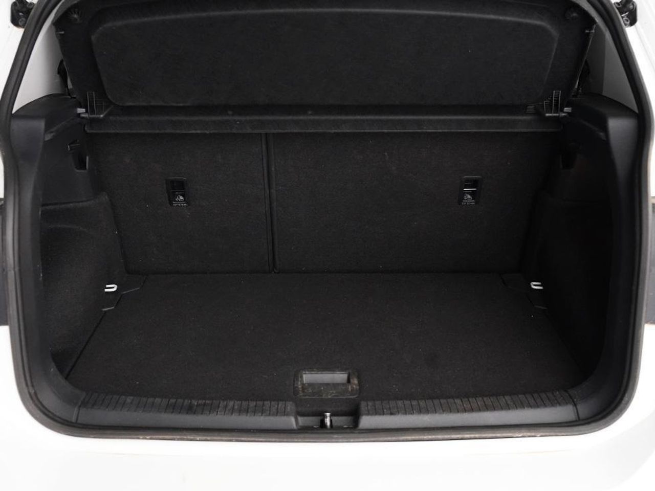 Volkswagen T-Cross 1.0 TSI 95CV Life - foto 19