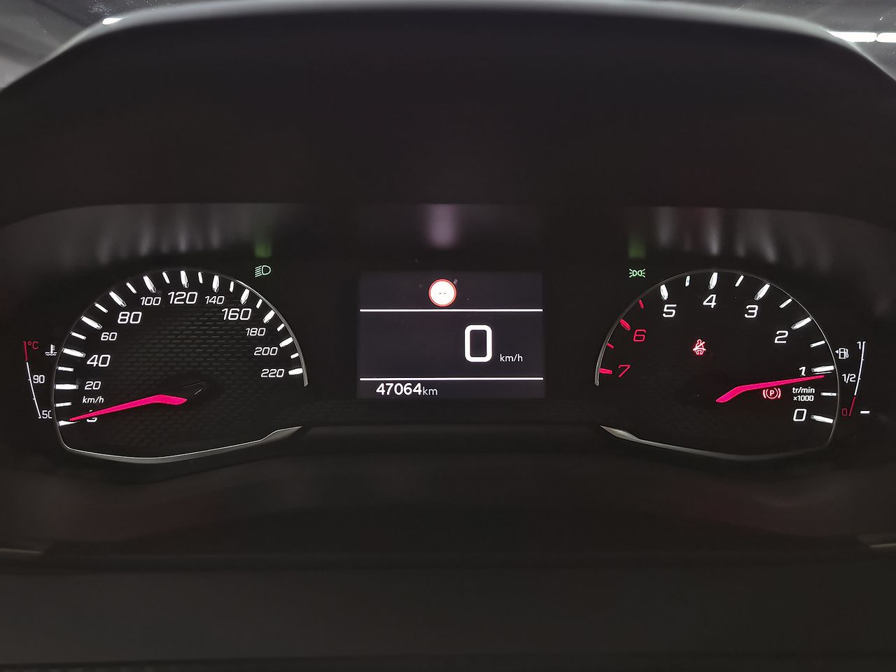 Peugeot 2008 Active Pack Puretech 100 S&S 6 Vel. MAN - foto 14