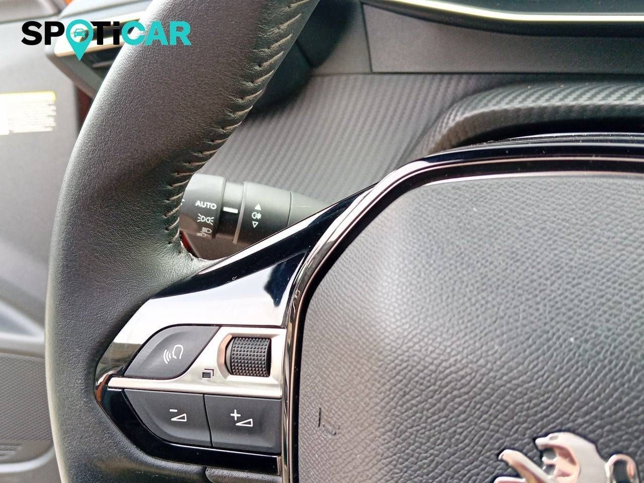 Peugeot 2008 Puretech 100 S&S 6 Vel. MAN Allure Pack - foto 20