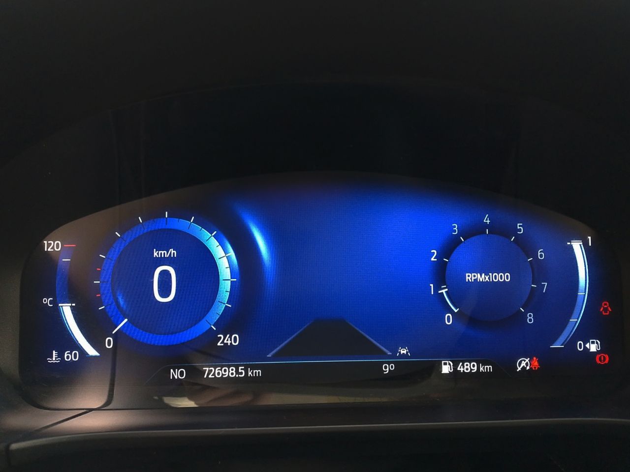 Ford Kuga ST-Line - foto 13