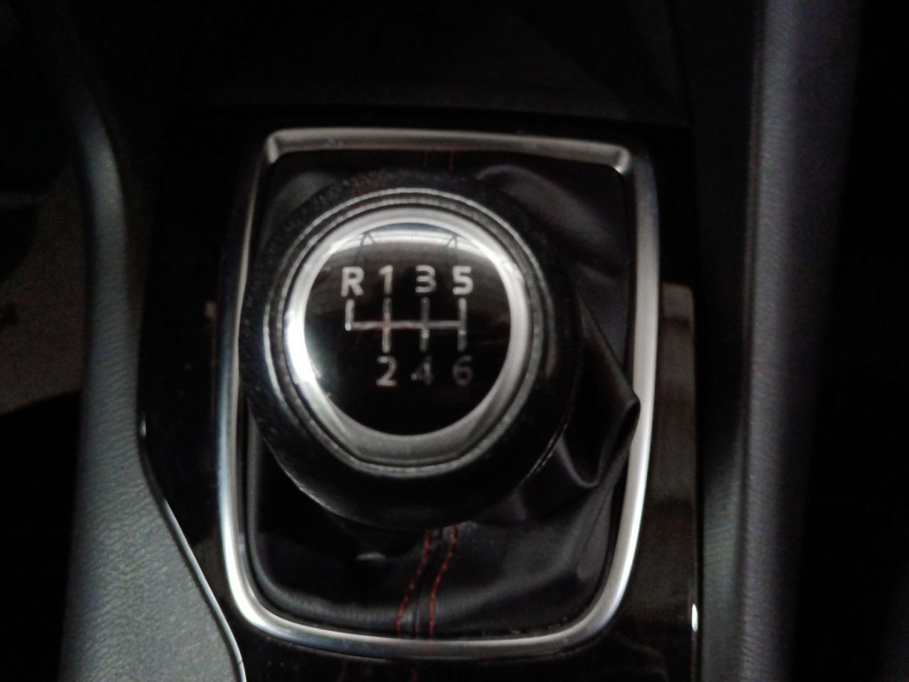 Mazda 3 2.2 DE MT Style 110 kW (150 CV) - foto 13