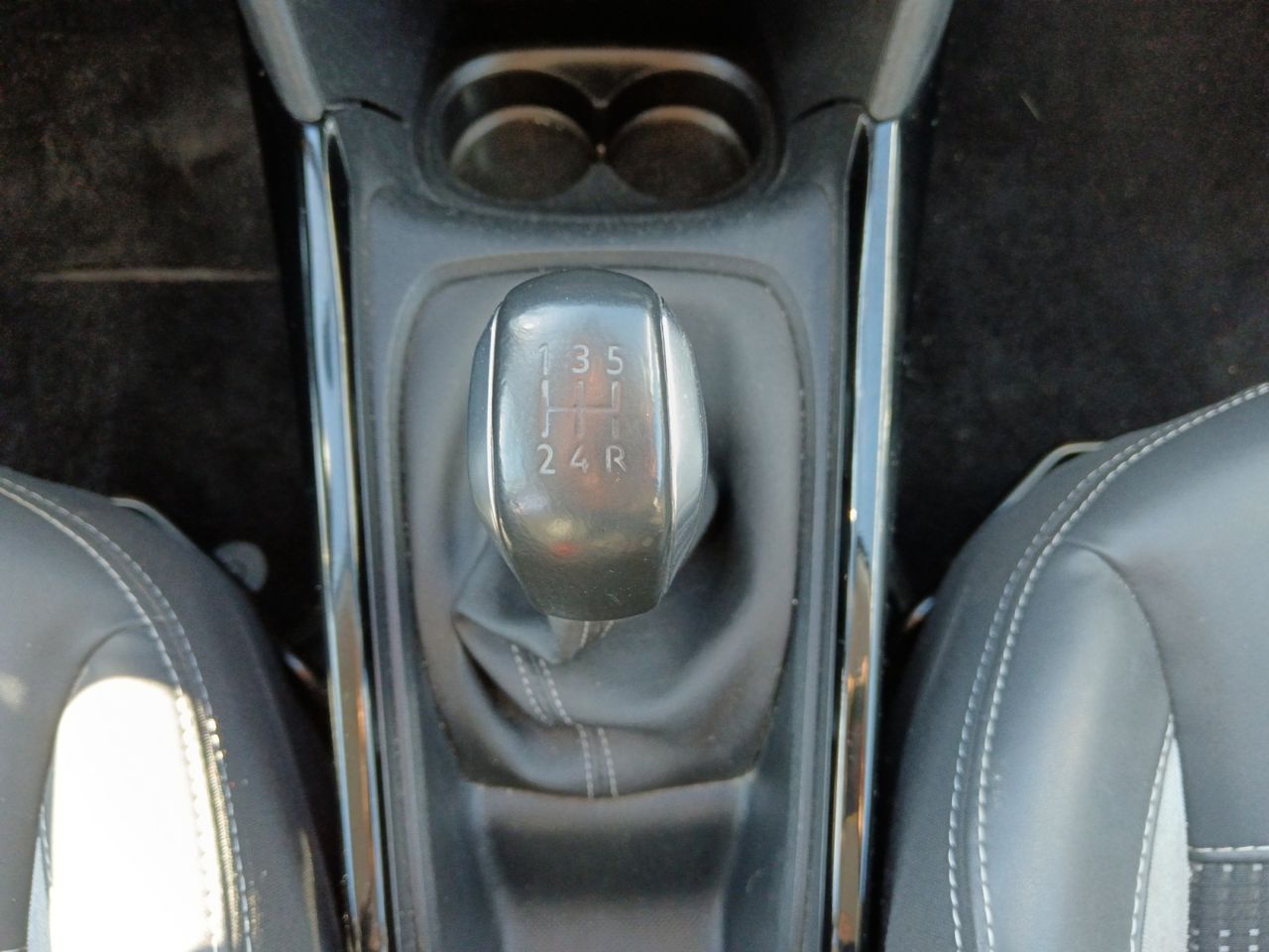 Peugeot 2008 Allure - foto 13