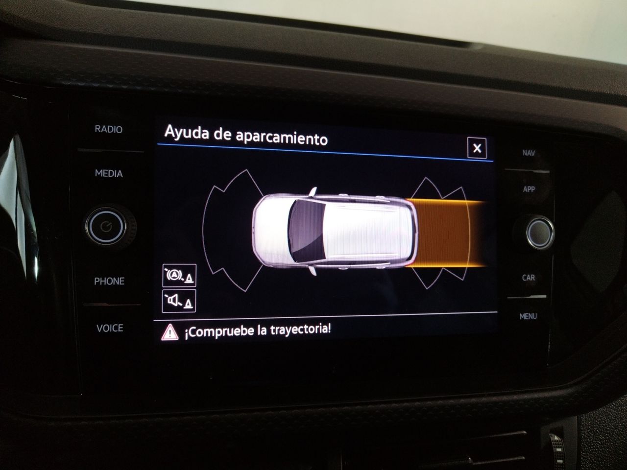 Volkswagen T-Cross Advance - foto 18