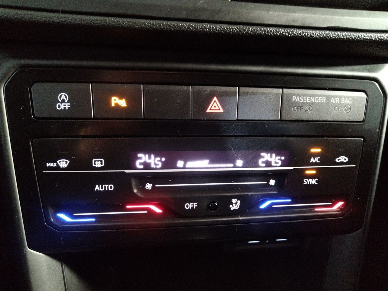 Volkswagen T-Cross Advance - foto 19