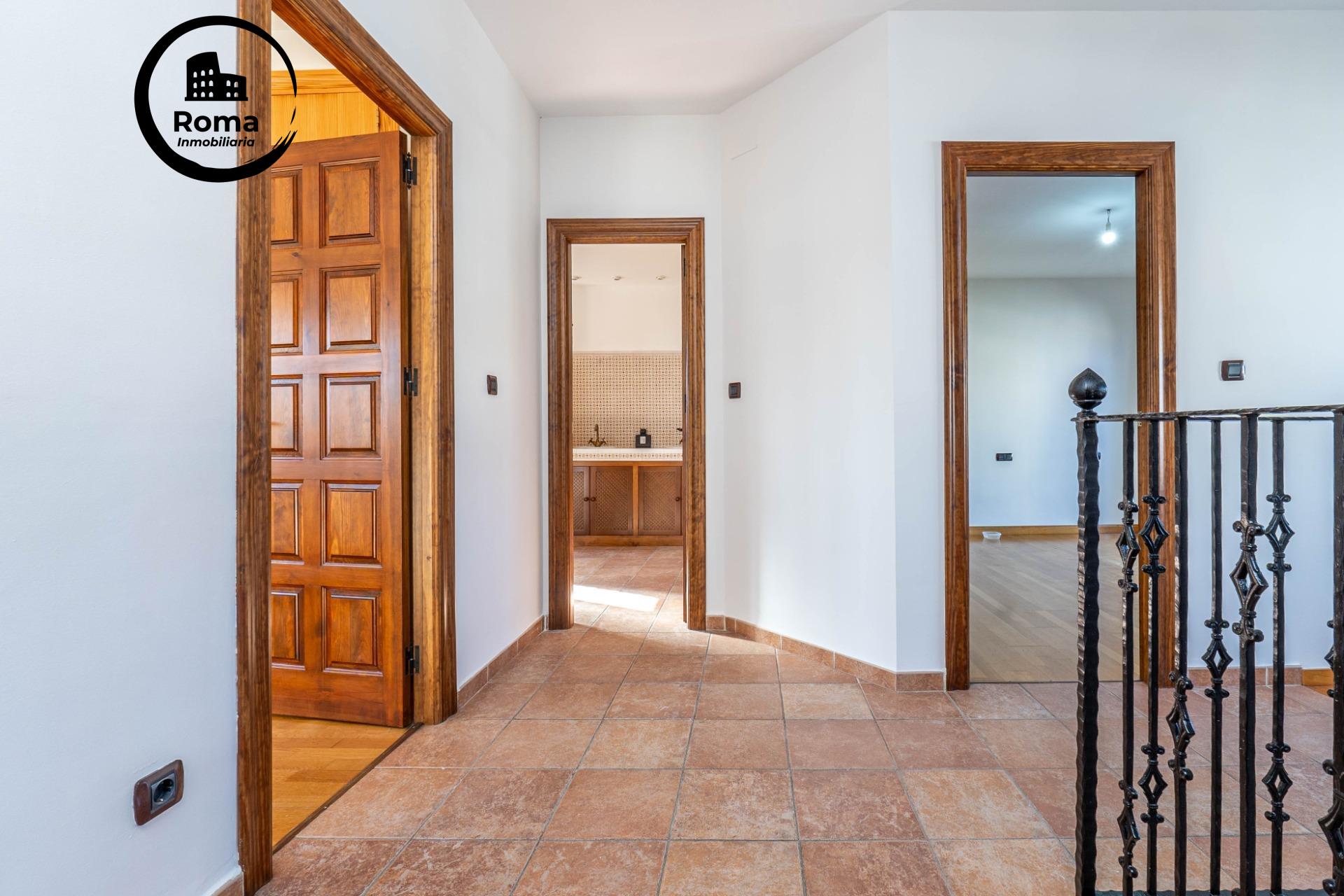 Chalet de 505 m2 construidos con piscina y jardines. 5 dormi - foto 36