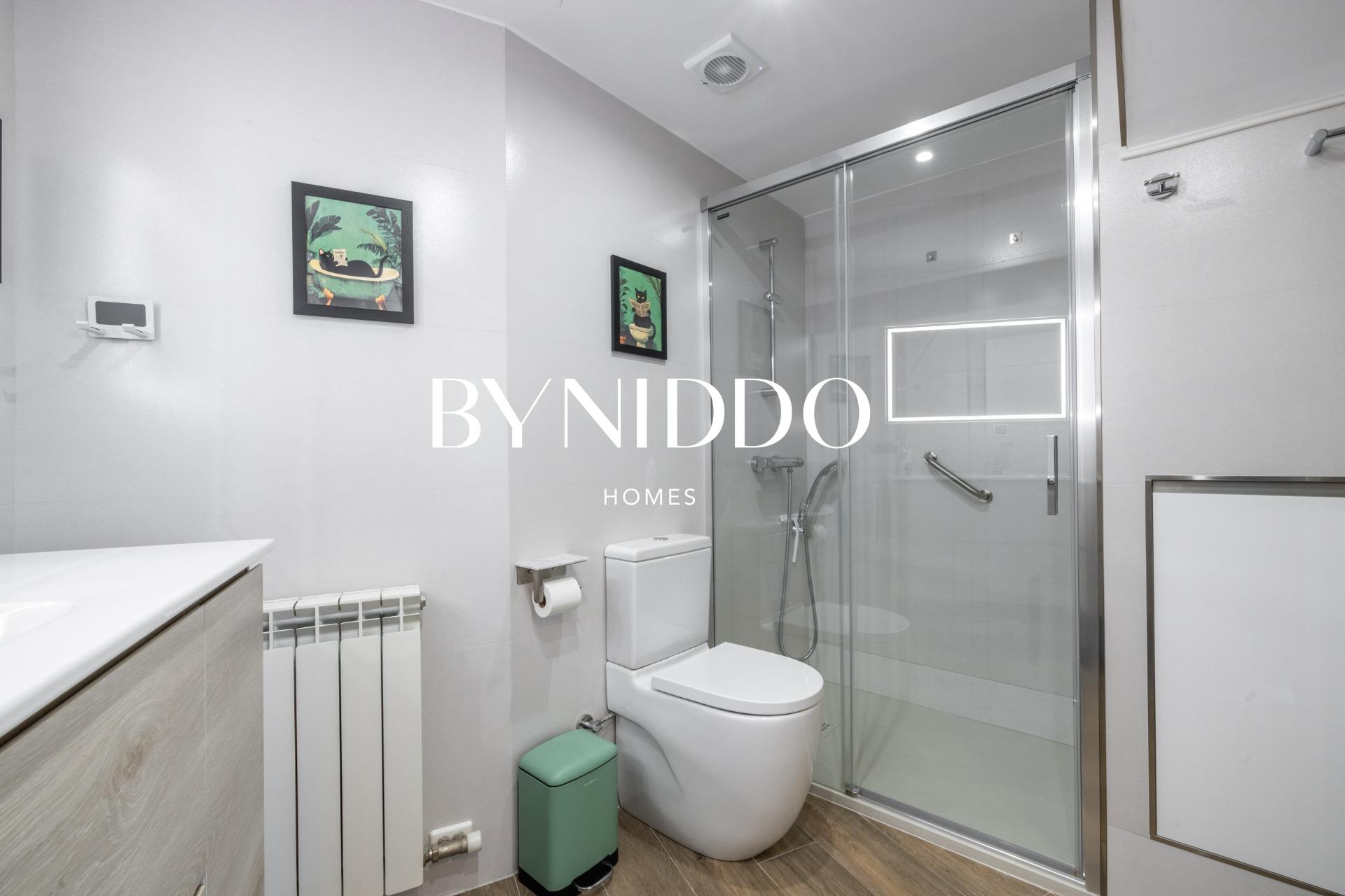 Espectacular dúplex reformado con terrazas y parking - foto 30