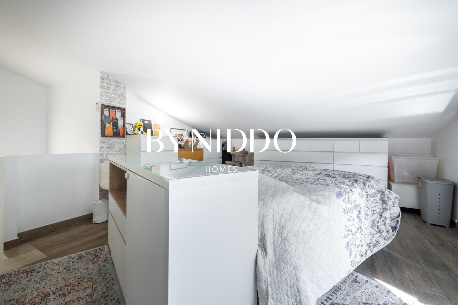 Espectacular dúplex reformado con terrazas y parking - foto 43