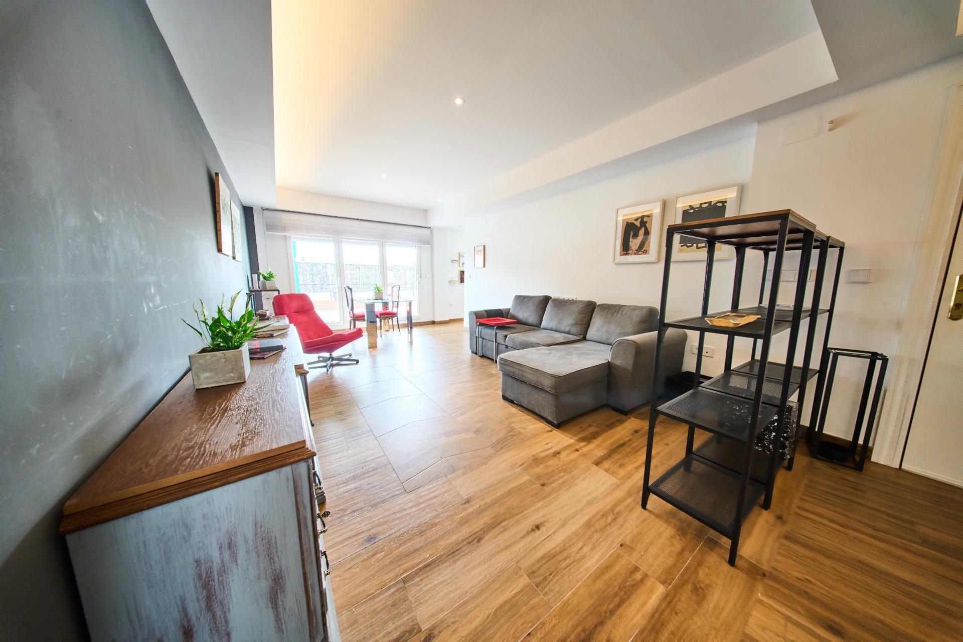 Atico reformado con terraza y aerotermia - foto 6