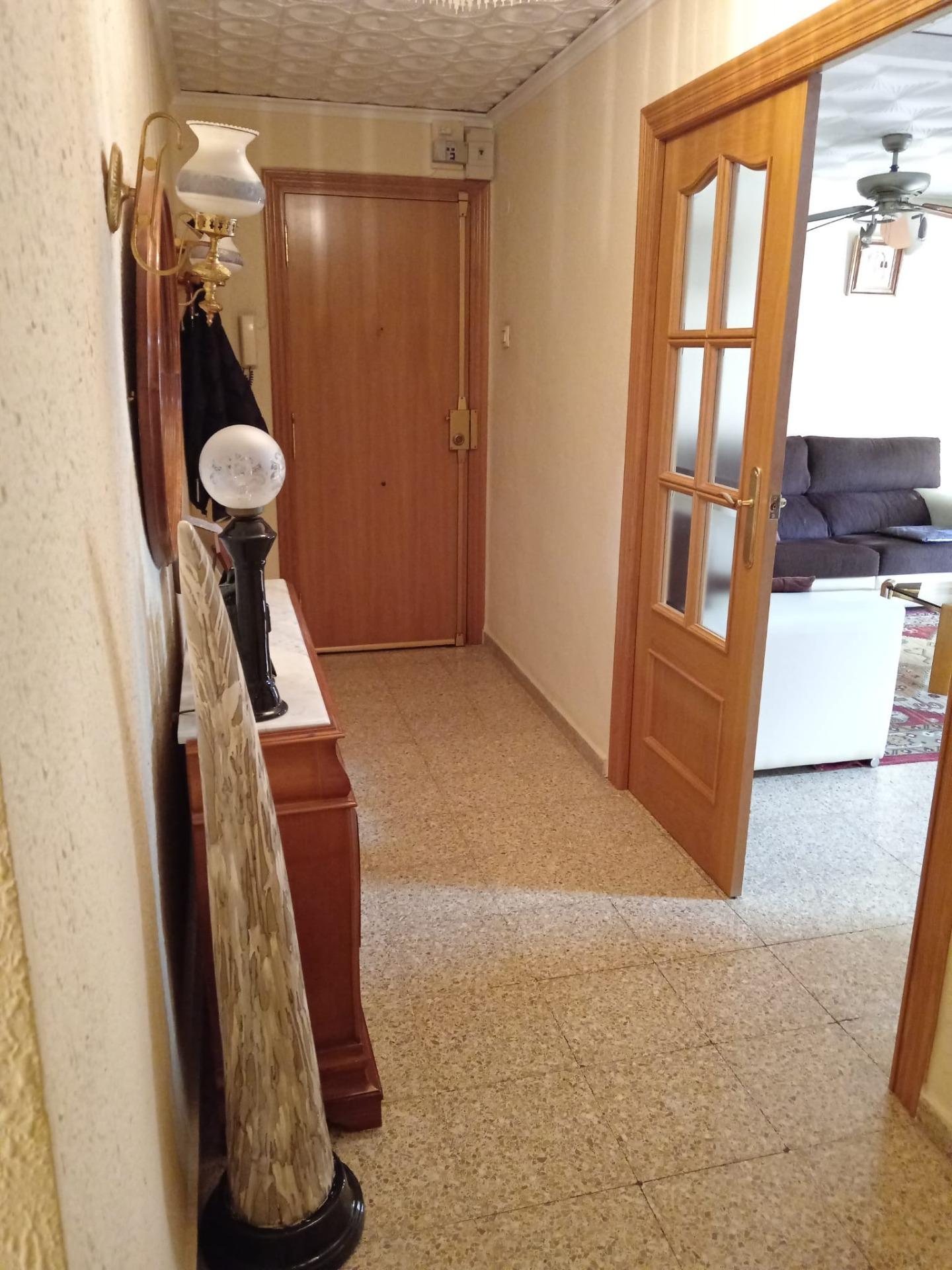 J.A.F INMOBILIARIA VENDE PISO CON TERRAZA EN MONCADA - foto 11