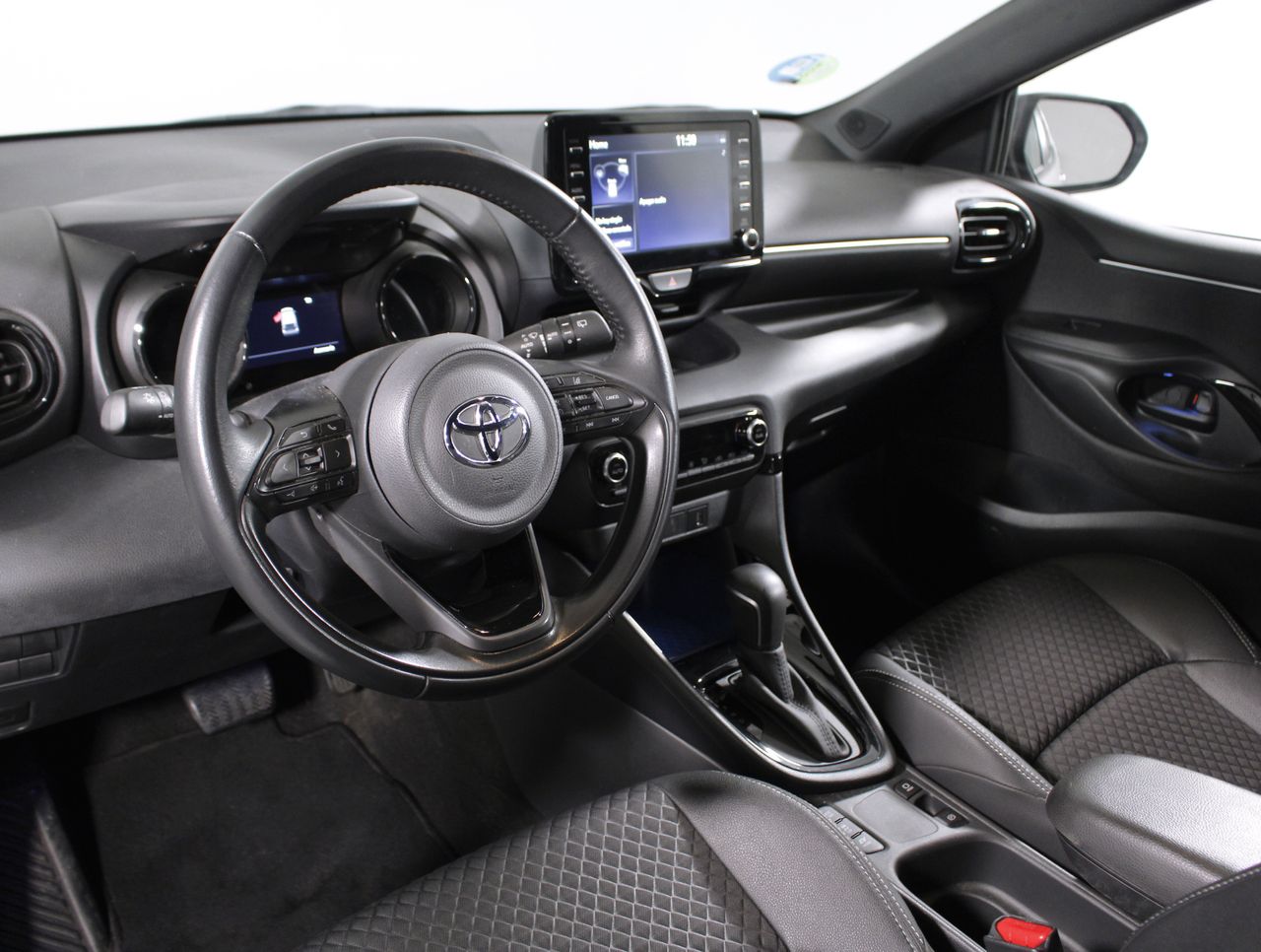 Toyota Yaris 1.5 VVT-I HYBRID STYLE 5P - foto 28