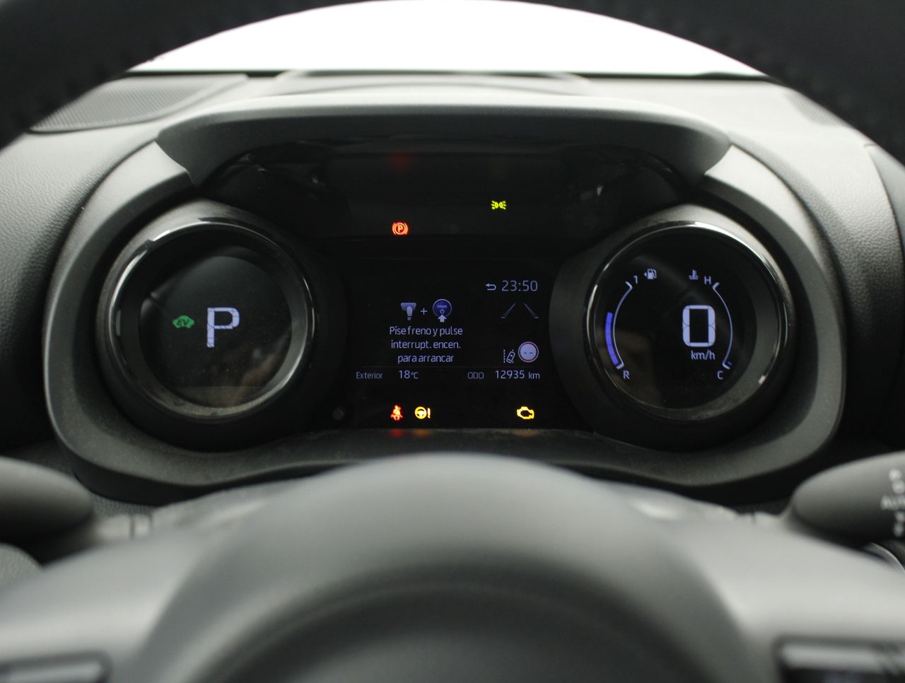 Toyota Yaris 1.5 VVT-I HYBRID STYLE PLUS 5P - foto 9