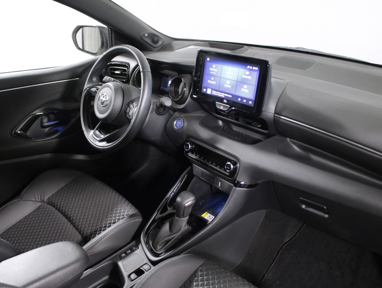 Toyota Yaris 1.5 VVT-I HYBRID STYLE PLUS 5P - foto 15