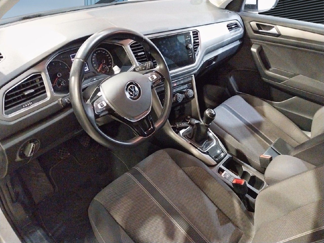 Volkswagen T-roc Advance R-line 1.0 Tsi 81kw (110cv) - foto 7