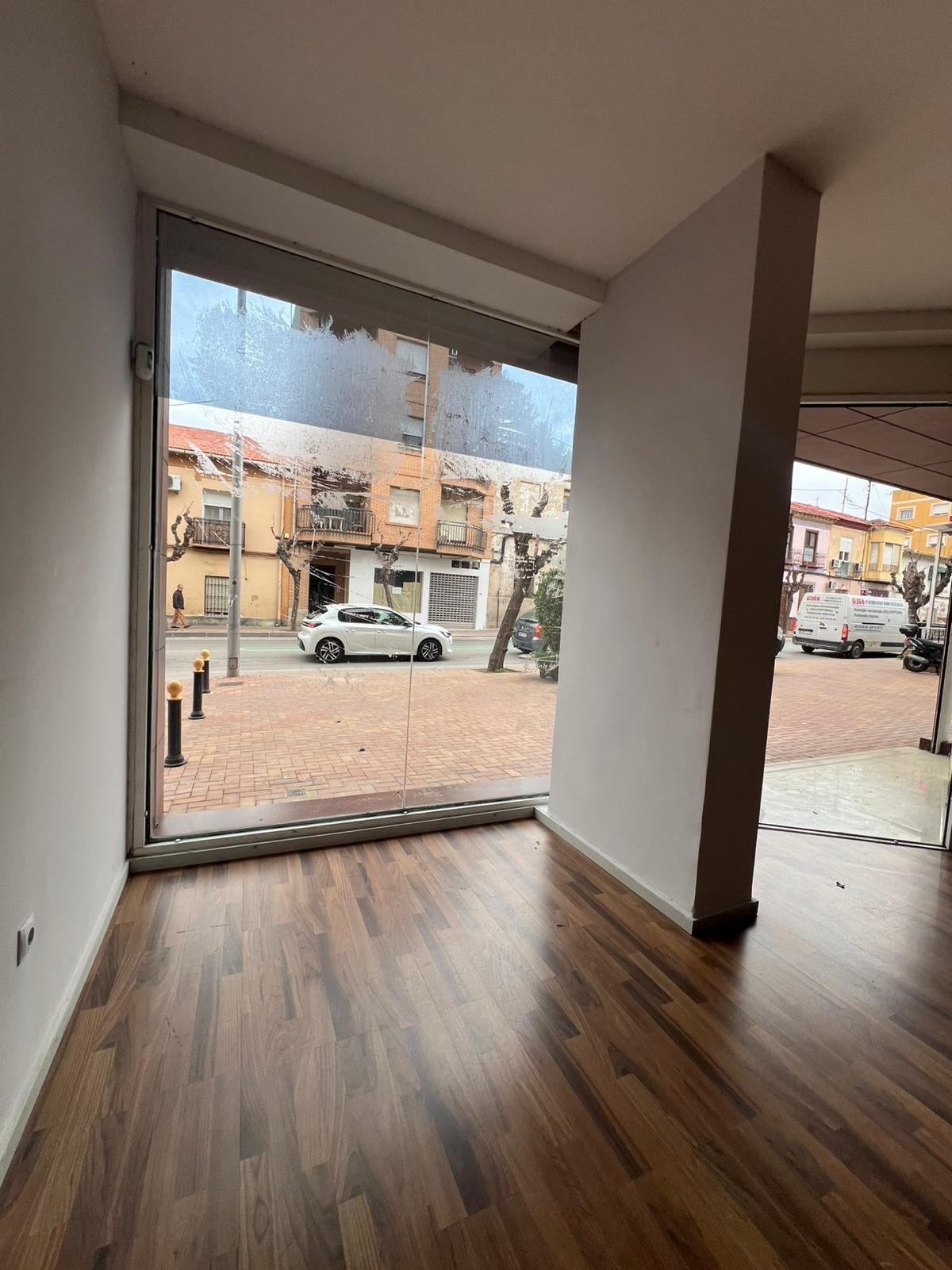 MAGNIFICO LOCAL EN LA ALBERCA - foto 10