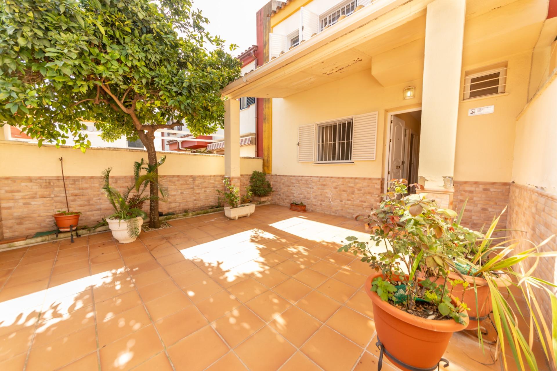 ADOSADO V.P.O. EN BULEVAR, MAIRENA DEL ALJARAFE - foto 2