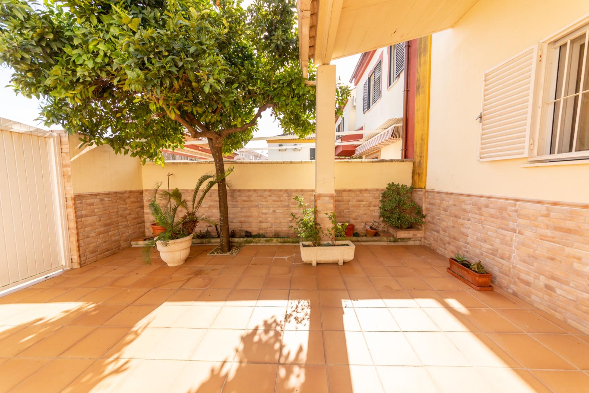 ADOSADO V.P.O. EN BULEVAR, MAIRENA DEL ALJARAFE - foto 6