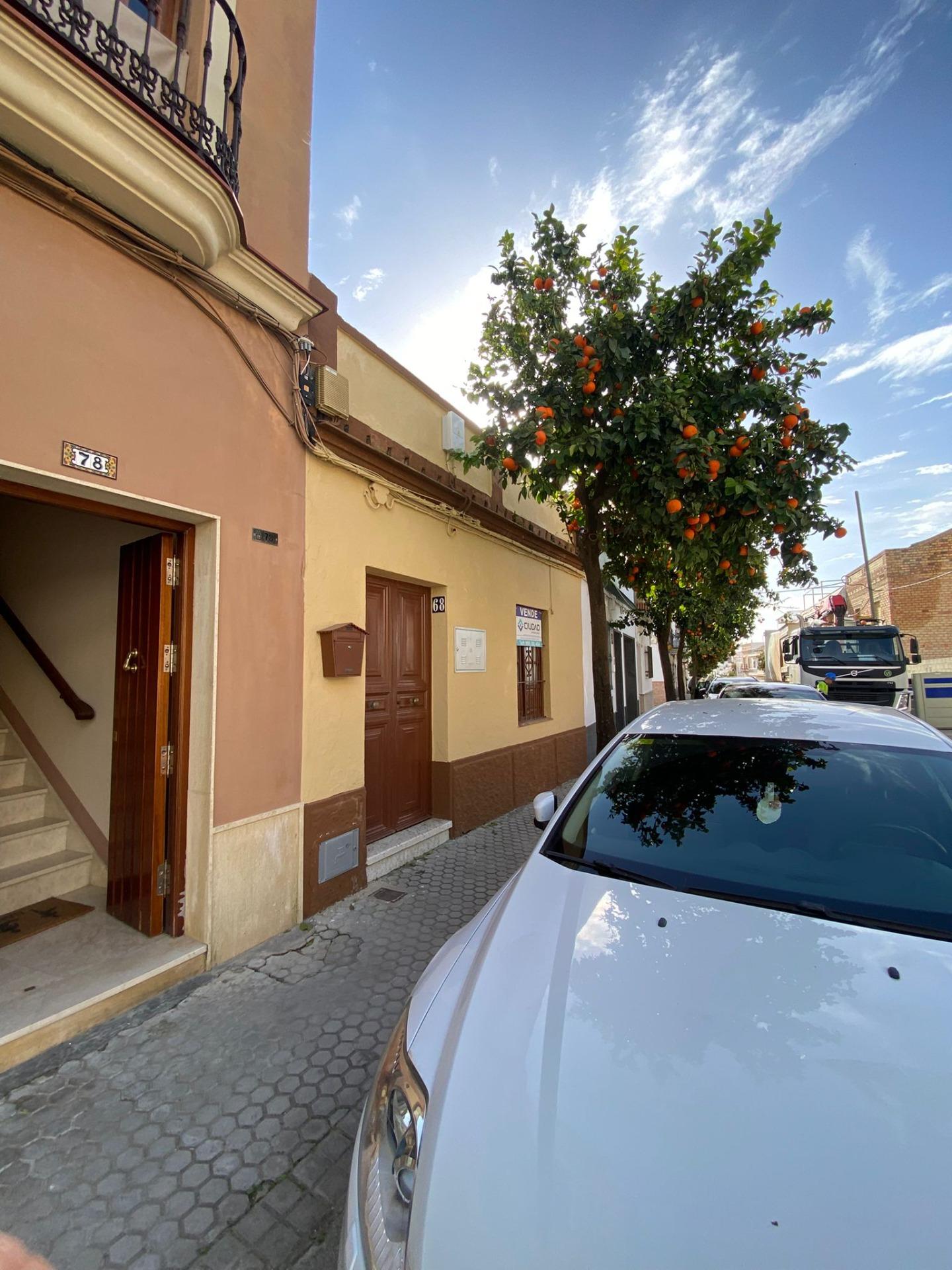 Casa a Reformar con Amplios Espacios y Patios Interiores! - foto 47