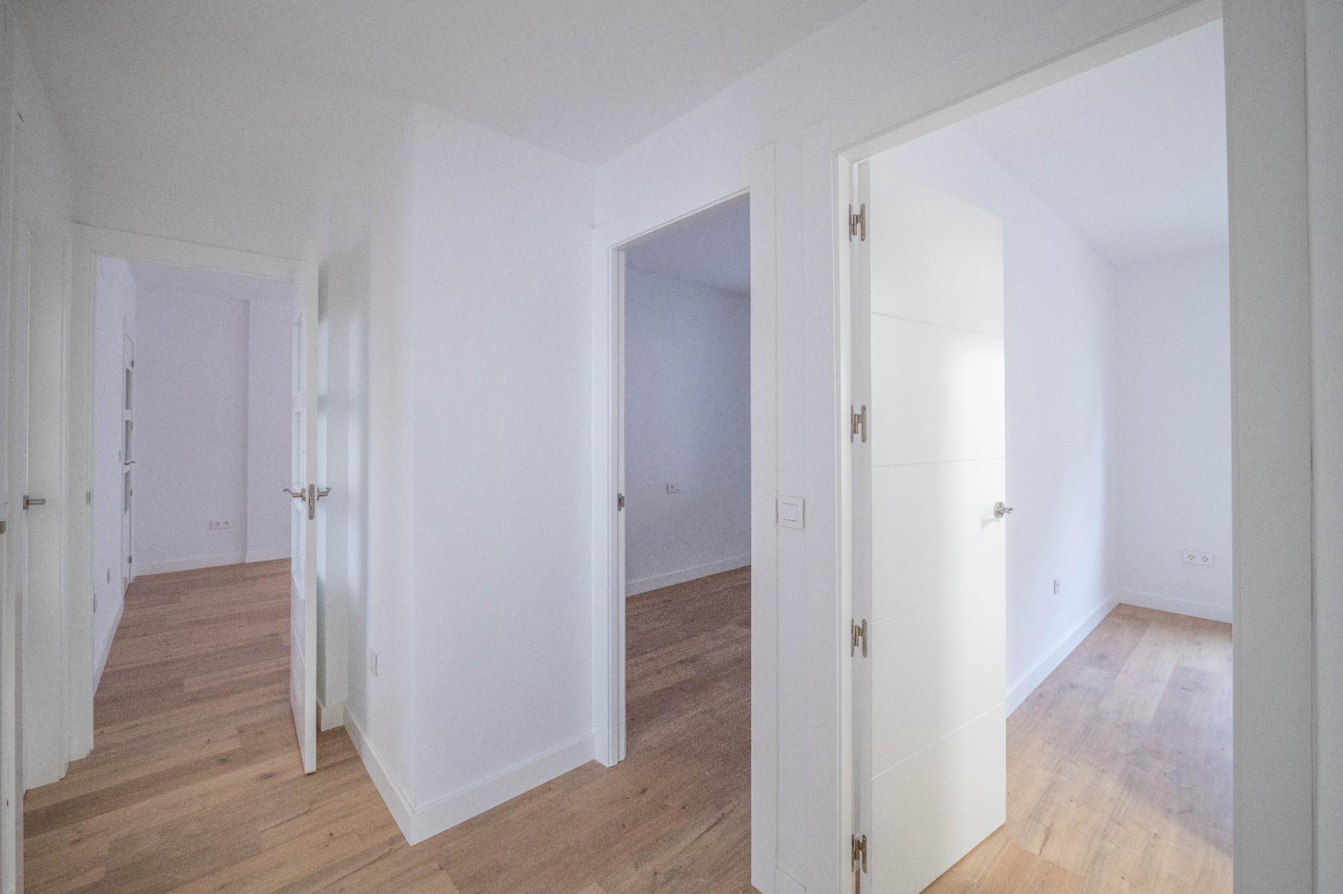 Piso reformado con cochera junto a Recogidas - foto 21