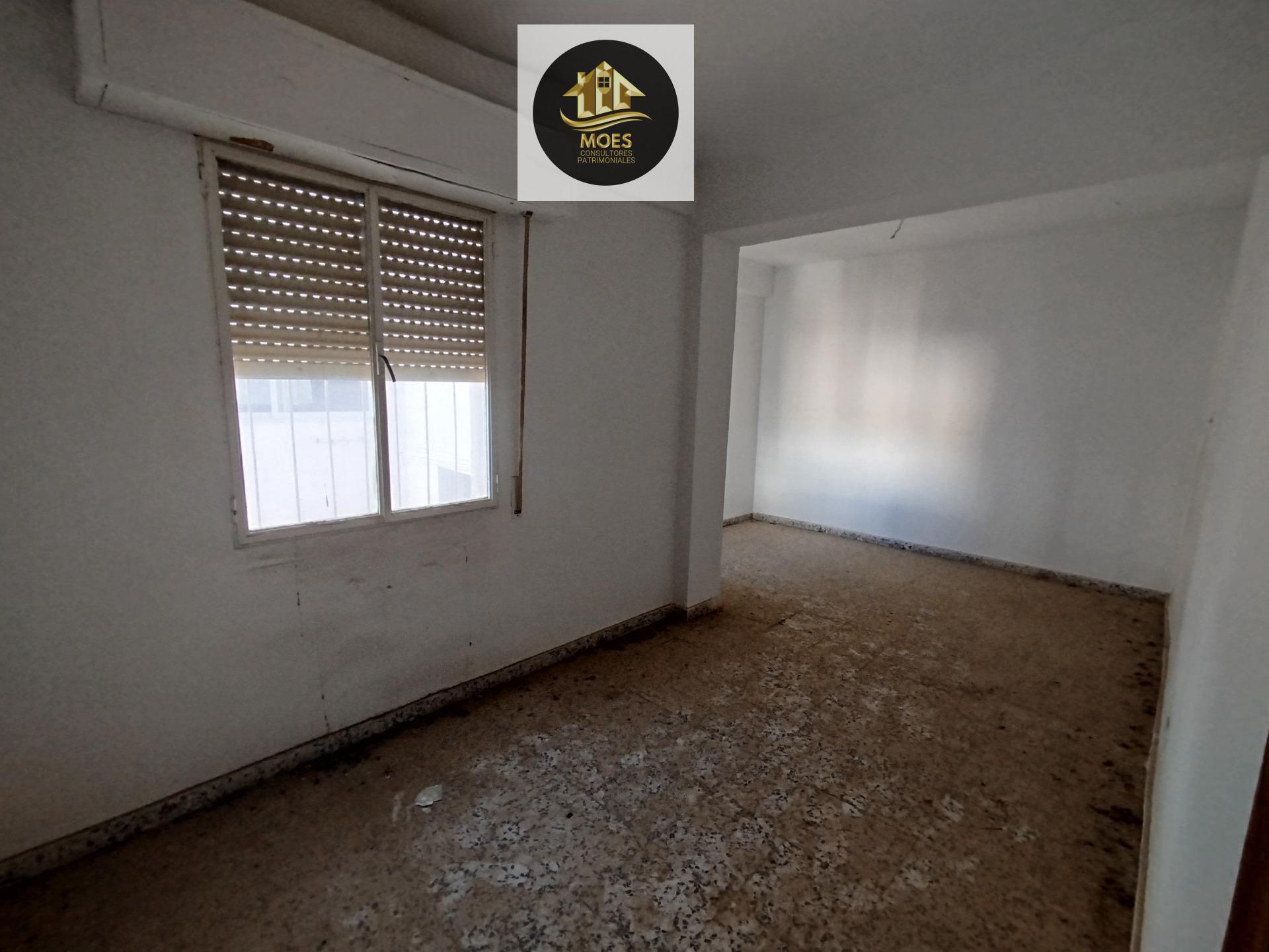 PISO EN LINARES CENTRO - foto 2