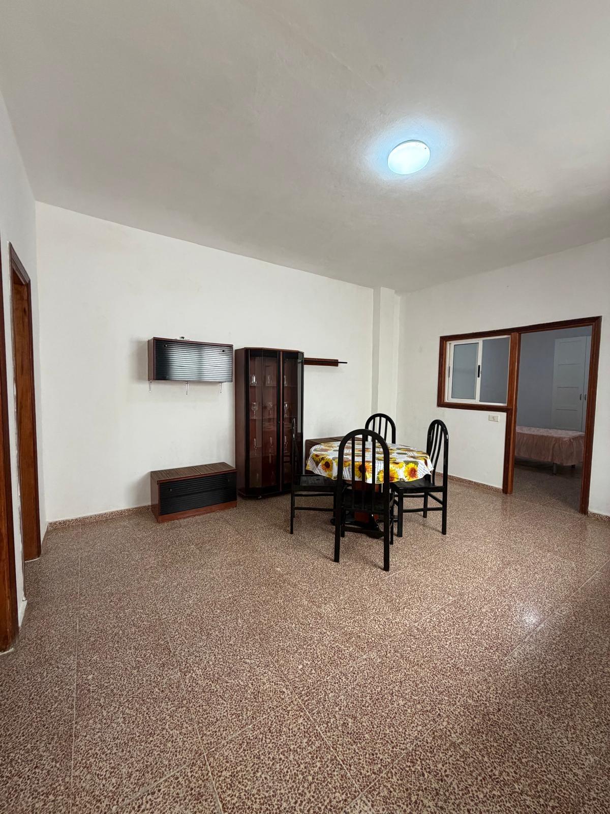 Amplia Casa en Llano del Moro - foto 3