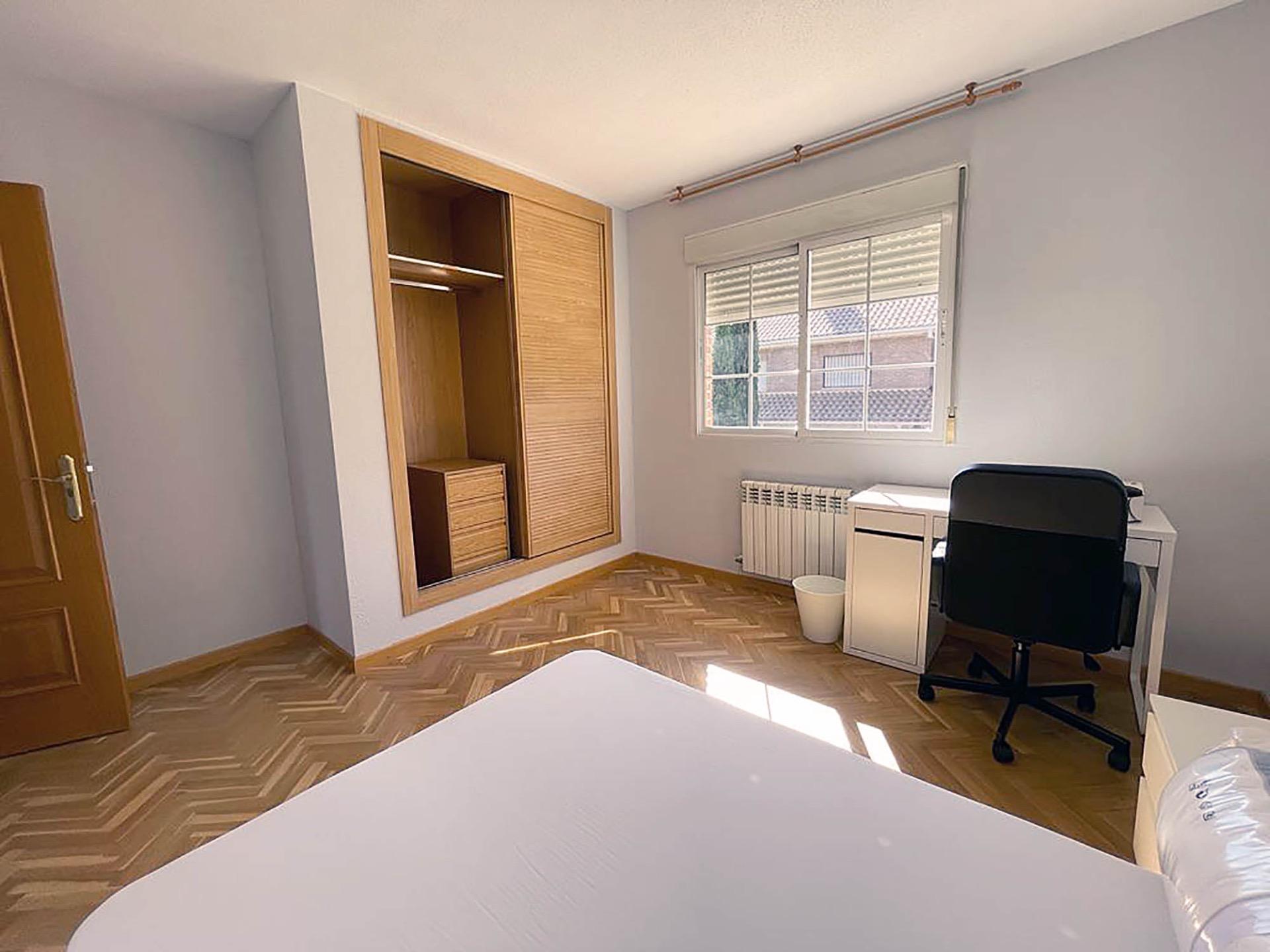 CHALET PAREADO EN ALQUILER PARA GRUPO DE ESTUDIANTES EN VILL - foto 20