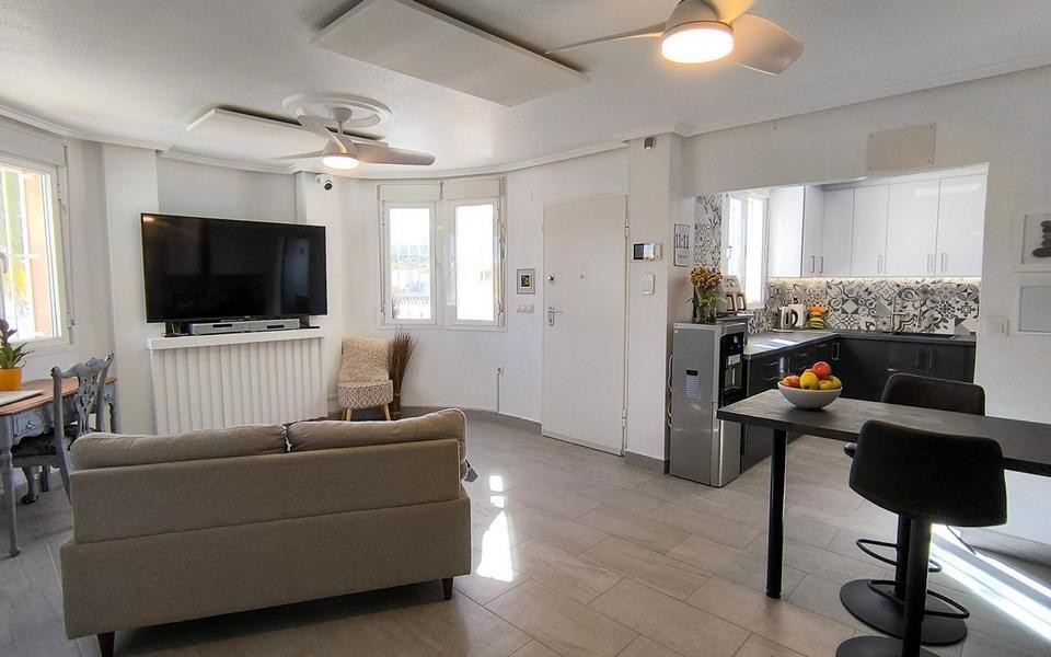 Venta de villa en Ciudad quesada, de 182m2 con 4 dormitorios - foto 16