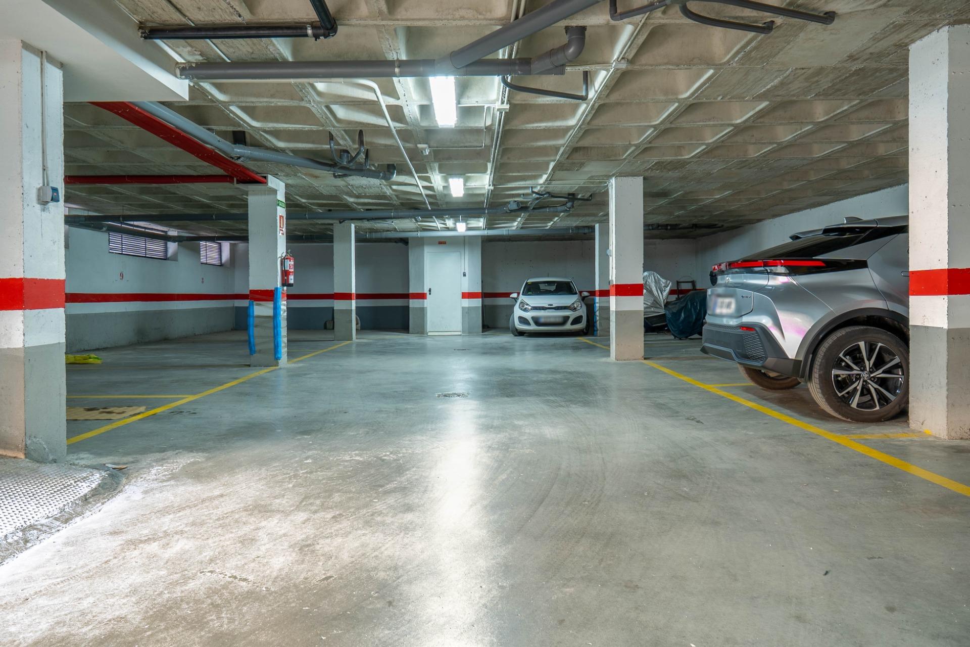 PRECIOSO PISO EN LAS GABIAS EN URBANIZACIÓN CON PISCINA COMU - foto 32