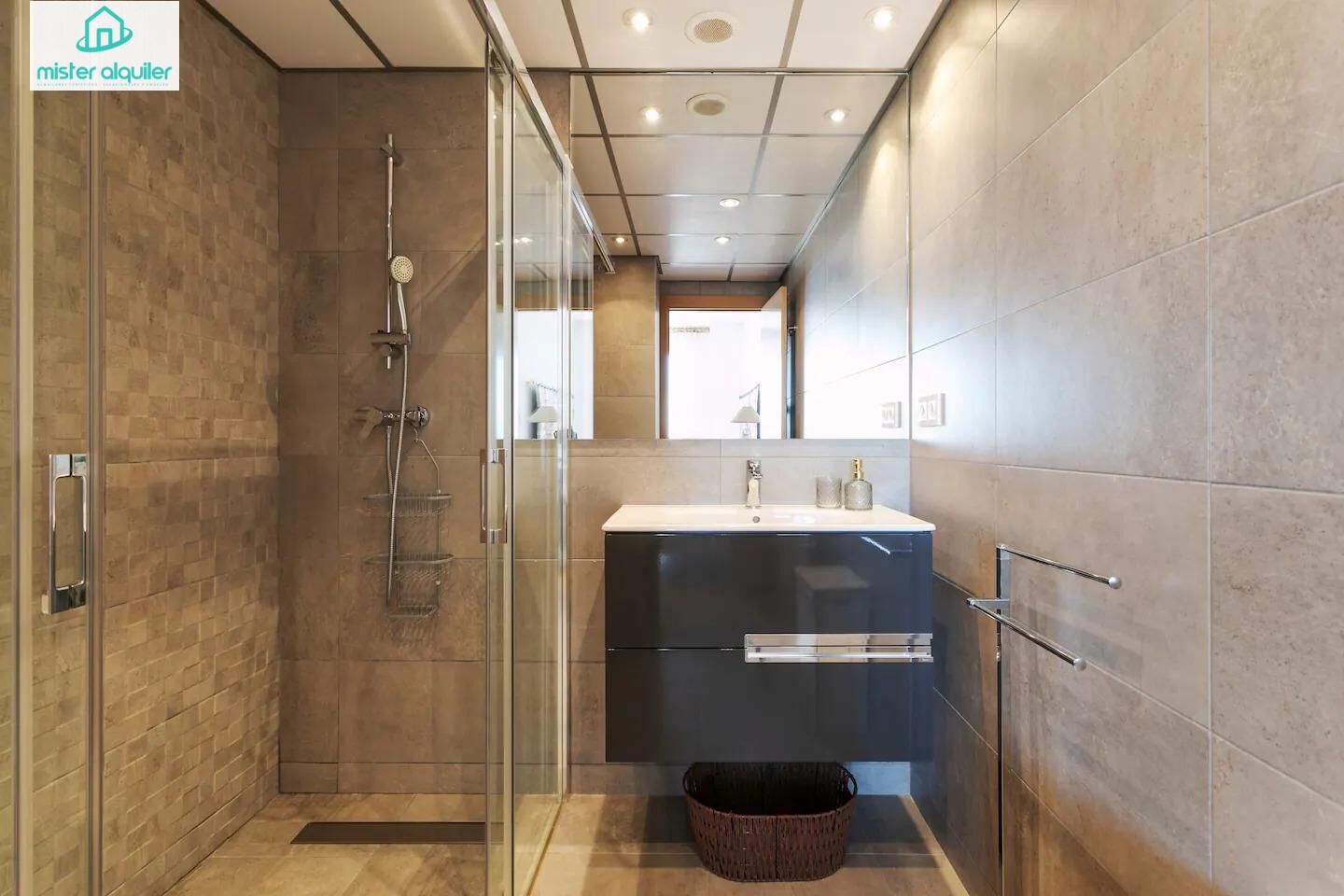 ESPECTACULAR ÁTICO EN ALQUILER EN EL RESIDENCIAL ABEDULES –  - foto 15