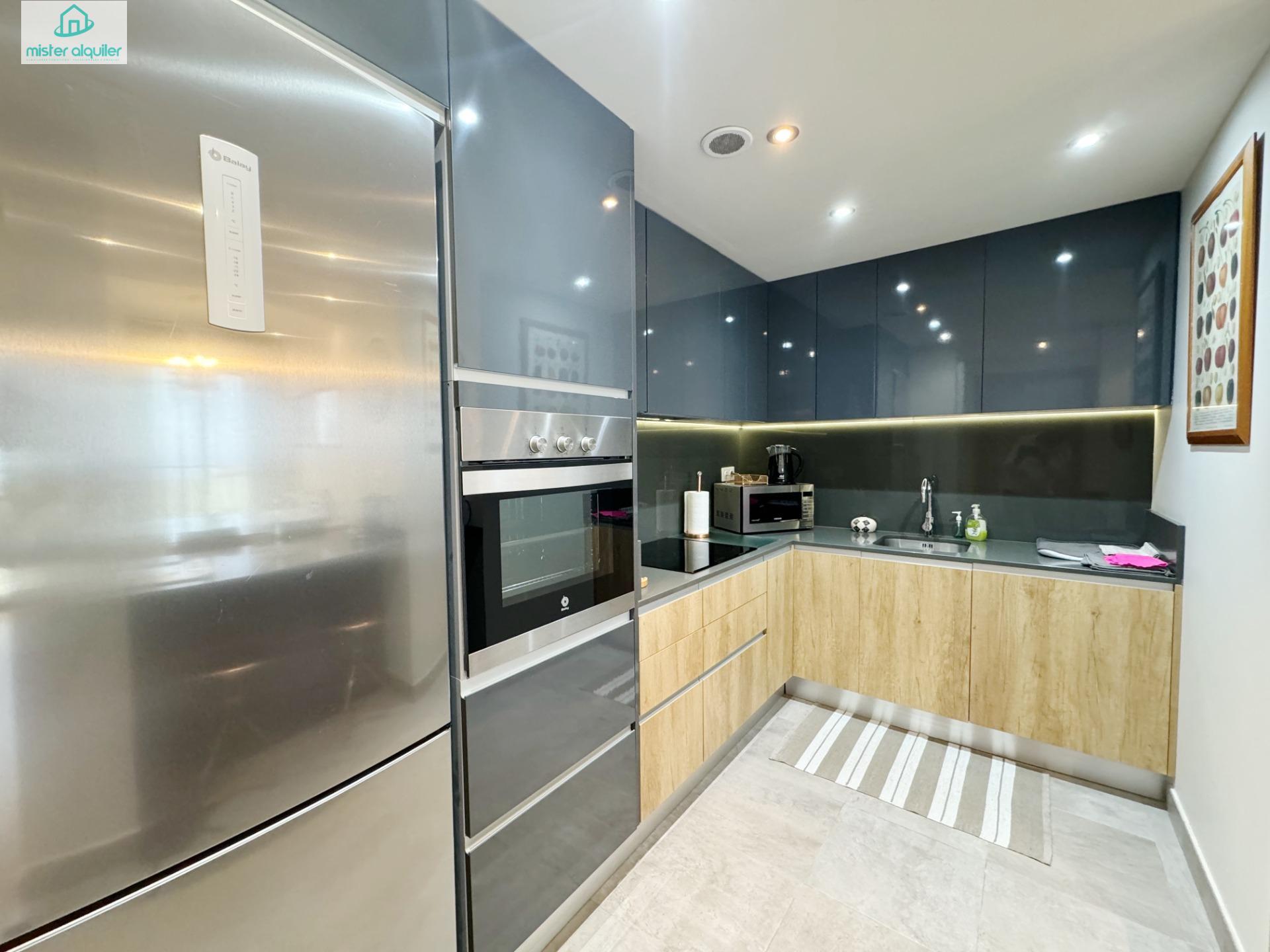 ESPECTACULAR ÁTICO EN ALQUILER EN EL RESIDENCIAL ABEDULES –  - foto 37