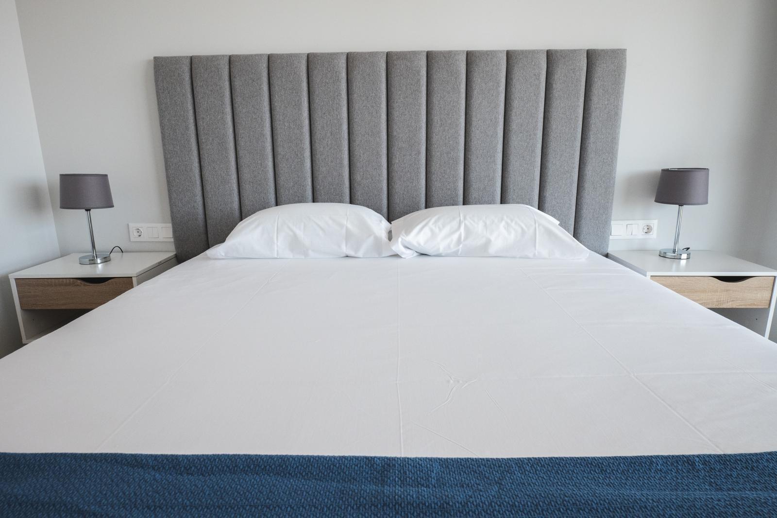 SE VENDE PRECIOSO APARTAMENTO CON VISTAS AL MAR EN PONIENTE - foto 10